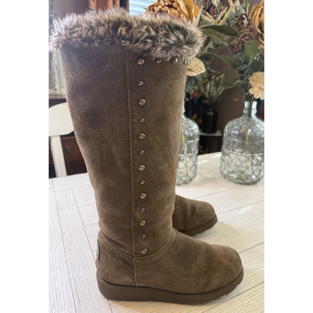 BearPaw Women Brown Suede Tall Zip Close Wool Lining Dorothy Earth Fur Boots 8